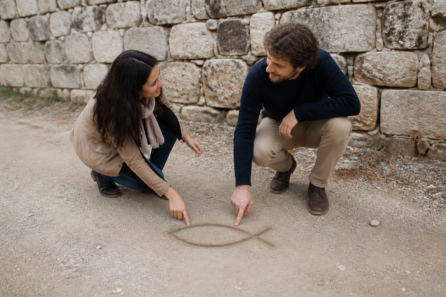 Ichthus : signification, origine et symbolique du poisson chrétien
